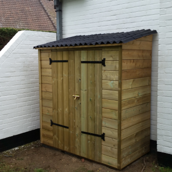 armoire de jardin en bois